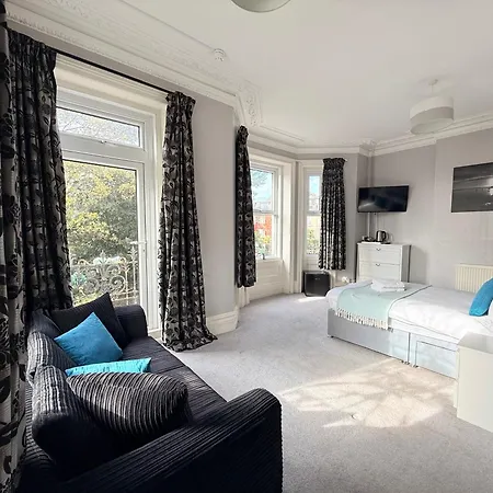 The Hedley Townhouse-3